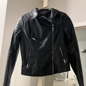 Windsor Black Leather Jacket / size small